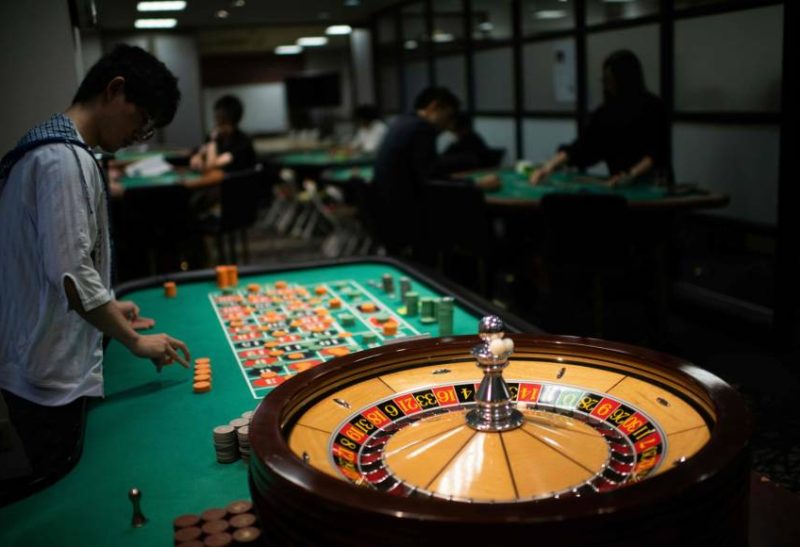 Eat and Run Police Casino Game Trends